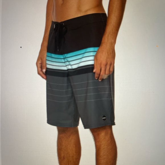 Polyester - Picture 3 of 4